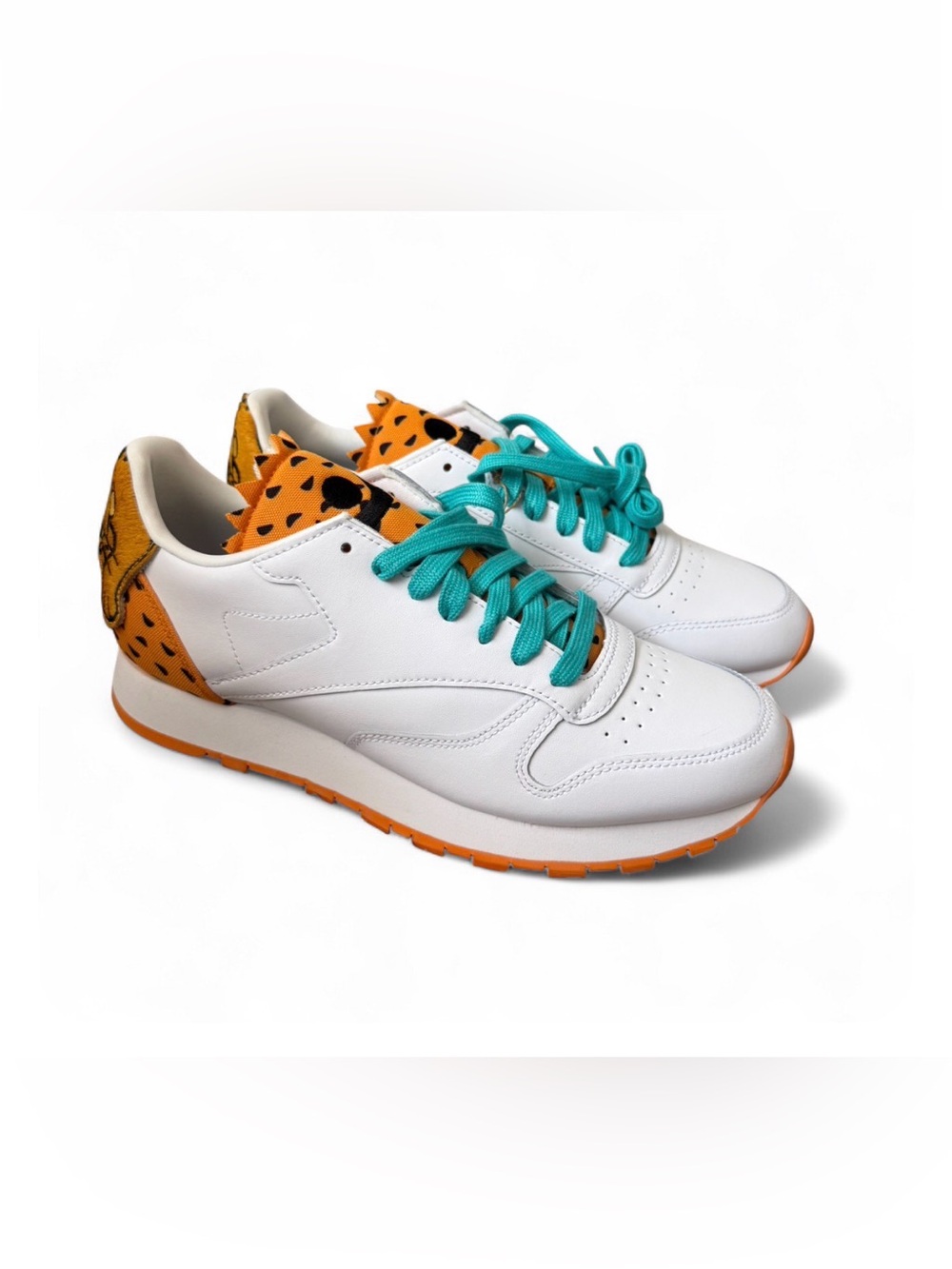 Reebok Classic Leather The Flintstones Fred Flinstone Size 9 US. Brand New